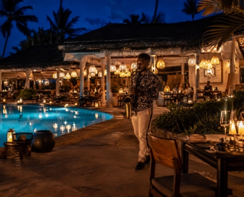 Sax night Watamu – live saxophone by the pool at Visiwa Restaurant