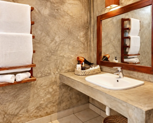 En-suite bathroom of the Double Room with Terrace at Visiwa Beach Resort, Watamu