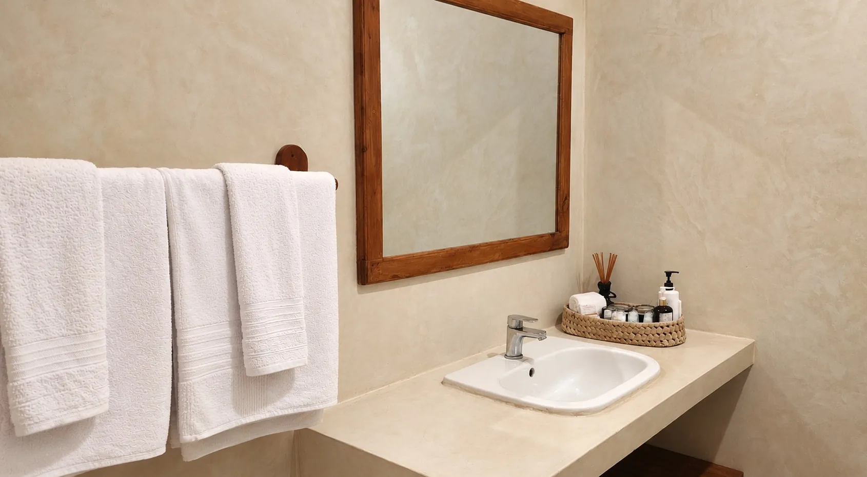 Garden View Room en-suite bathroom at Visiwa Beach Resort, Watamu